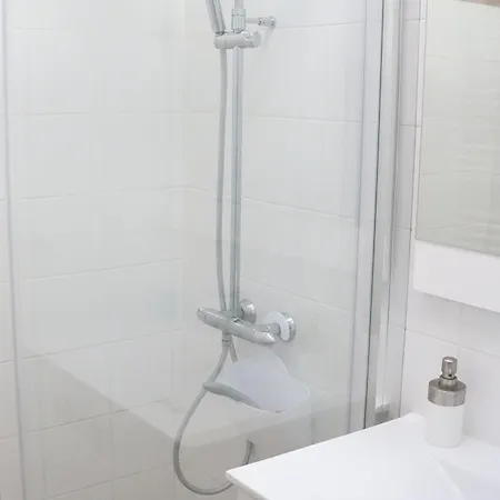 펜션 Maison Spacieuse Pres De La Pour 12 Pers A - Fr-1-823-94 Barbâtre