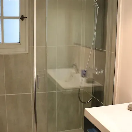 Maison Spacieuse Pres De La Pour 12 Pers A - Fr-1-823-94 펜션