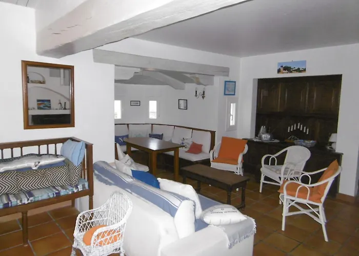 Maison Spacieuse Près De La Pour 12 Pers à - Fr-1-823-94 Casa vacanze Barbâtre